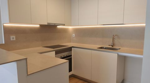 Foto 2 de Piso en venta en Carrer de Maria Rosa Gelabert I Cases, 31, Fontsanta - Fatjó, Barcelona