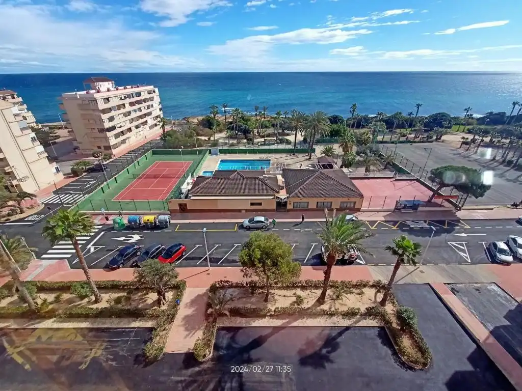 Apartament amb terrassa en venda a La Mata, imagen 2