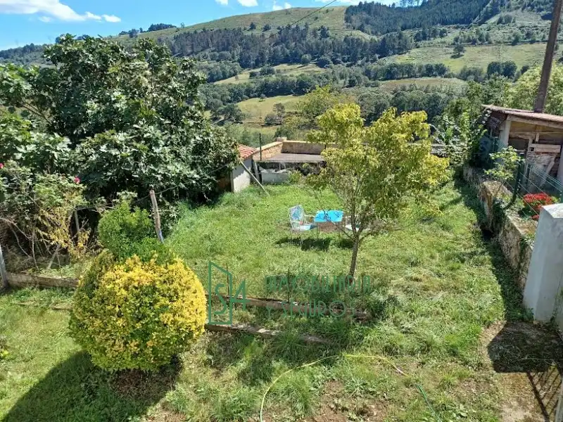 Einfamilien-Reihenhaus zum Verkauf in Oviedo  mit Privatgarten, Möbliert und Ofen