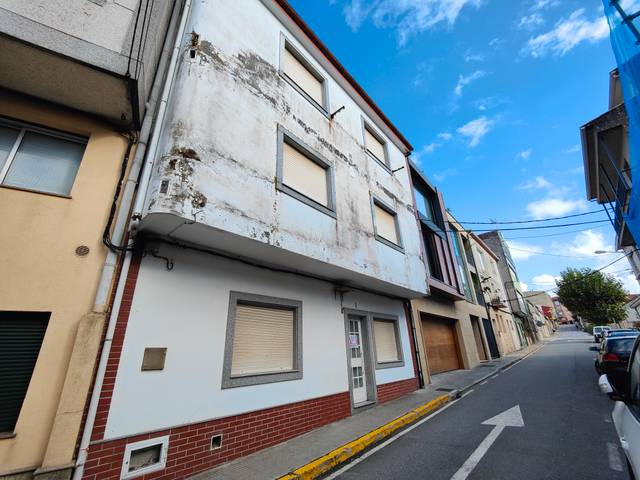 Casa-chalet en Venta en Rua Carretera de Tanxil, 3 en Rianxo