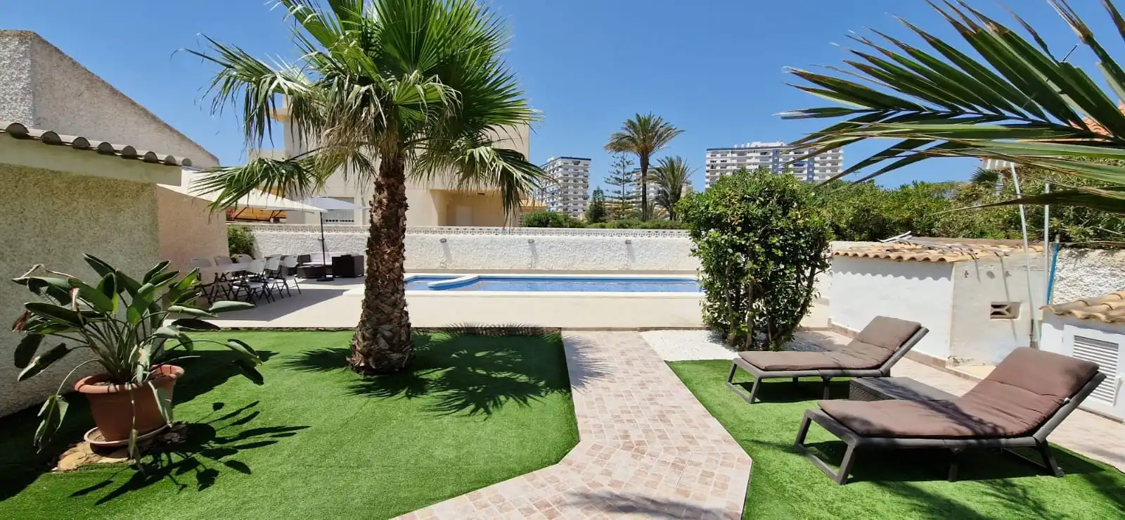 Piscina de Casa o chalet en venta en La Manga del Mar Menor con Jardín privado, Piscina y Amueblado
