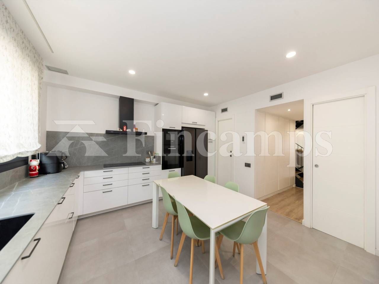 Kitchen of Single-family semi-detached for sale in Sabadell  with Air Conditioner, Heating and Private garden