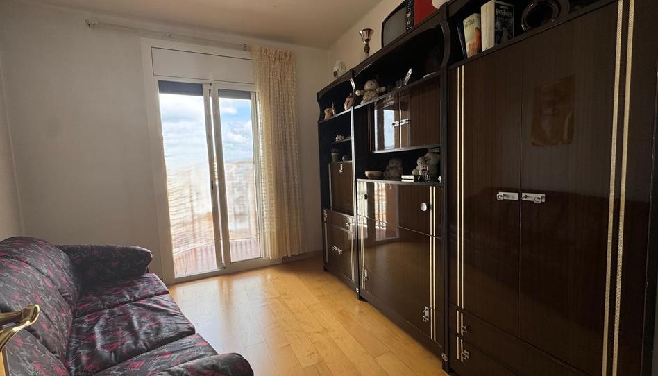 Foto 1 de Piso en venta en Carrer de Sants, Sants, Barcelona