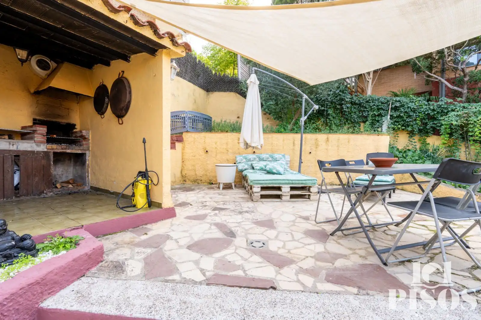 Adossat amb jardí en venda a Dalmau, imagen 35