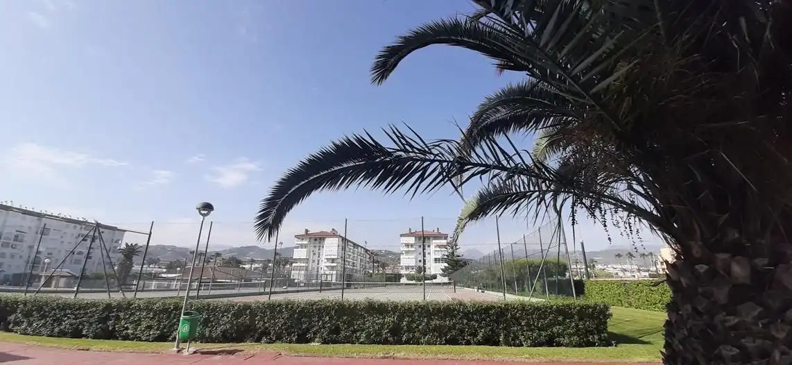 Außenansicht von Wohnungen zur Miete in Torrox mit Klimaanlage, Heizung und Terrasse