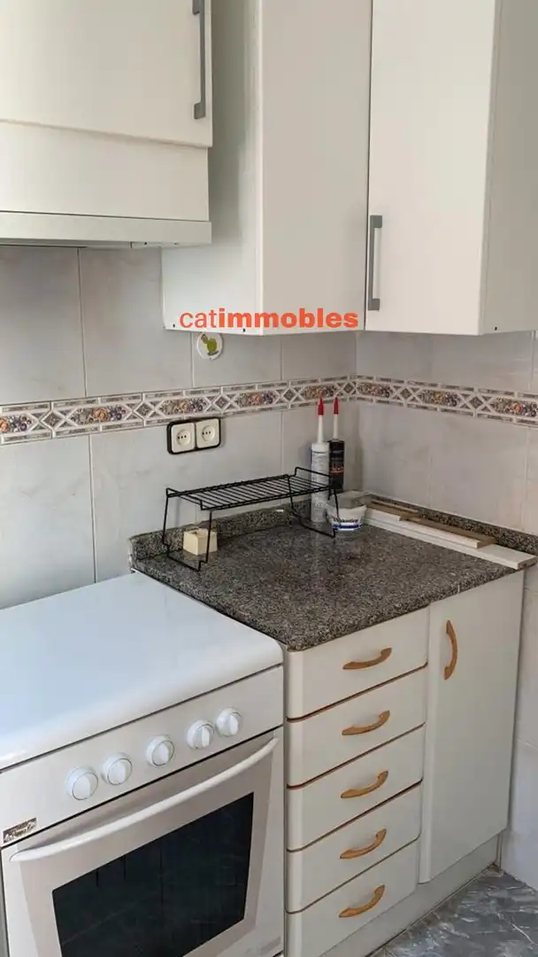 Cuina de Edifici en venda en L'Hospitalet de Llobregat