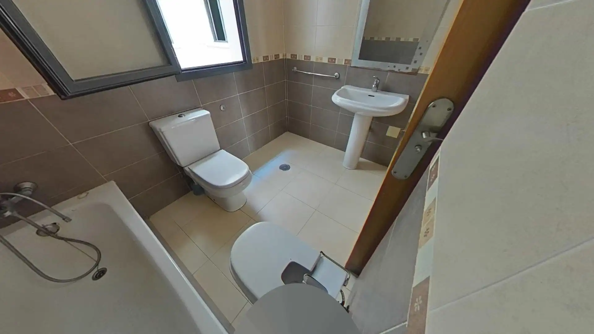Bathroom of Flat for sale in Orihuela