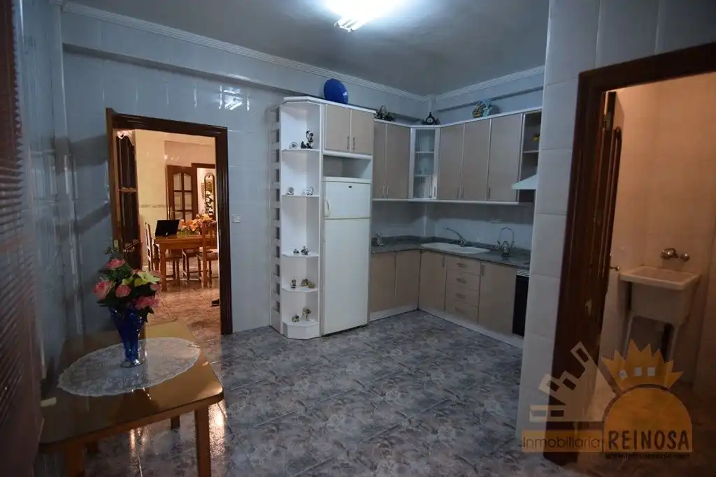 Cuina de Casa o xalet en venda en Casco Urbano