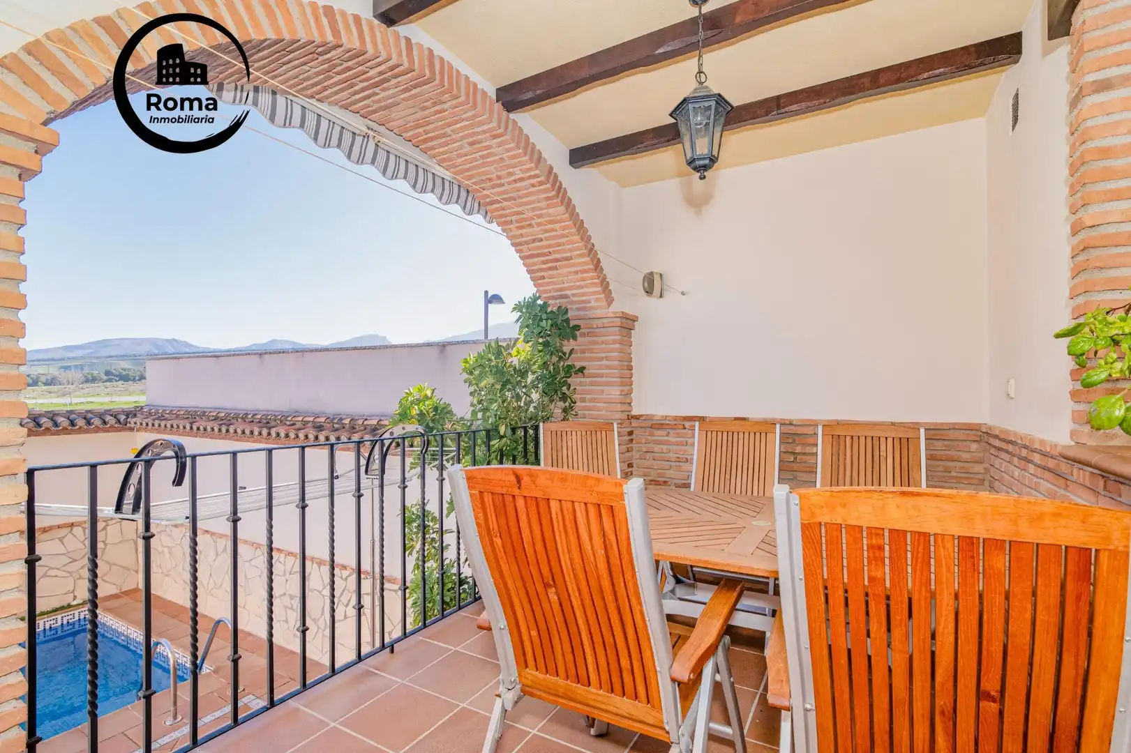 Terraza de Casa adosada en venta en La Zubia con Aire acondicionado, Calefacción y Piscina