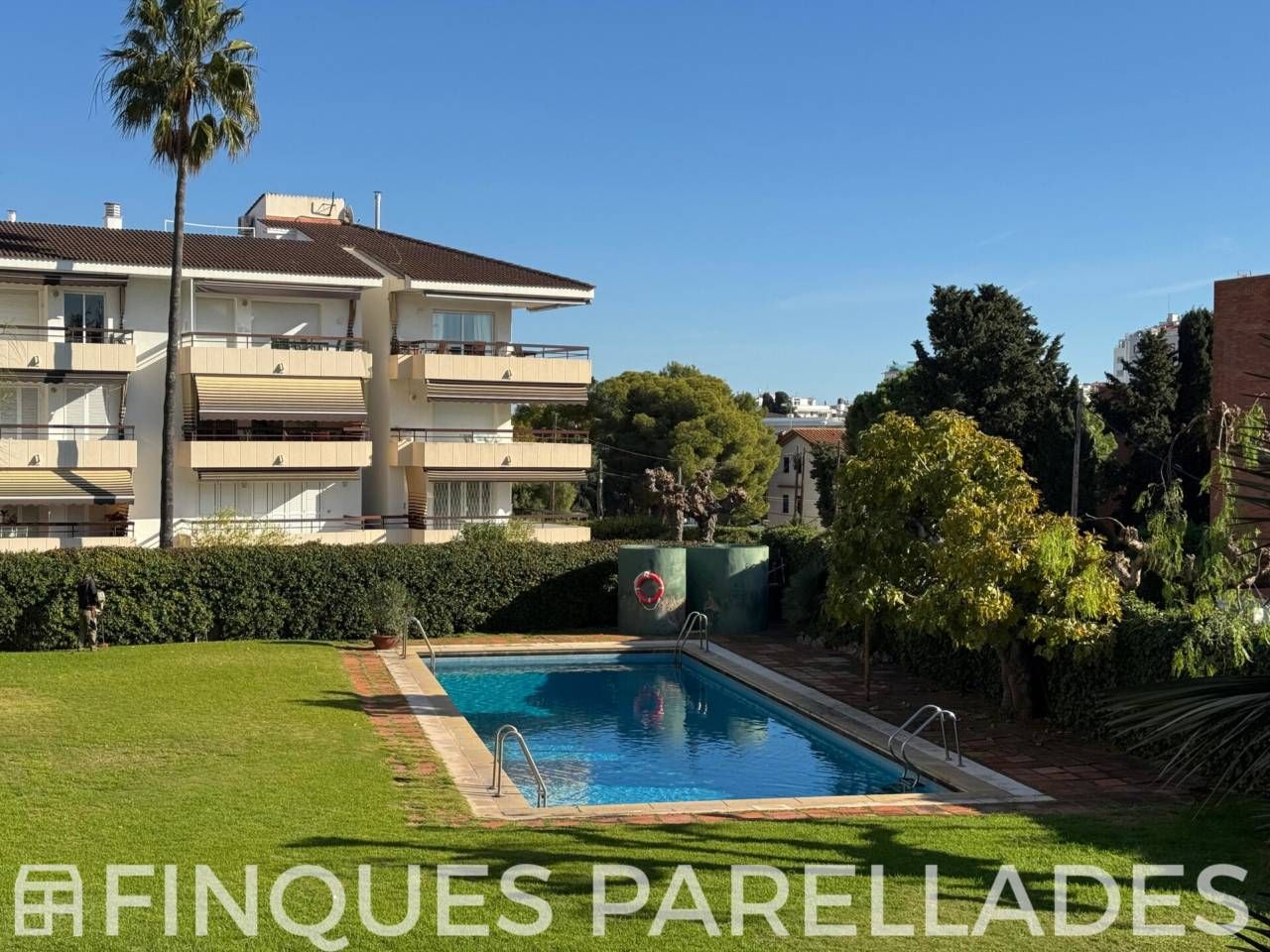 Exterior view of Flat for sale in Sitges  with Air Conditioner, Heating and Parquet flooring