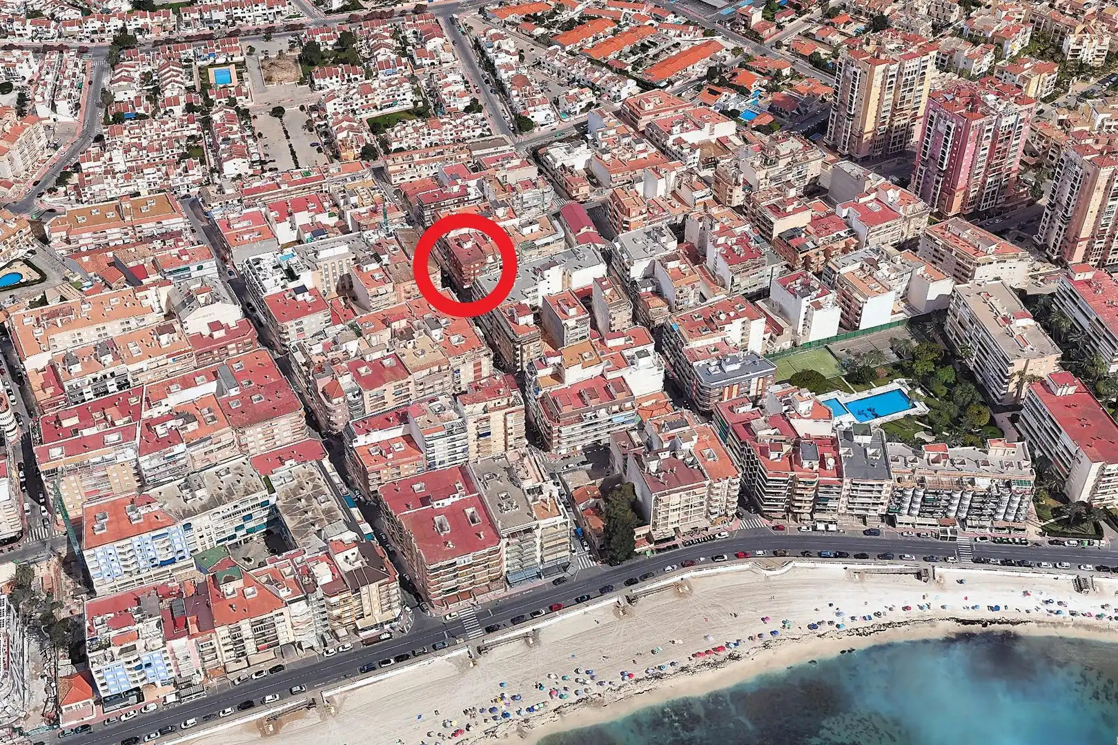 Vista exterior de Ático en venta en Torrevieja con Aire acondicionado, Calefacción y Amueblado