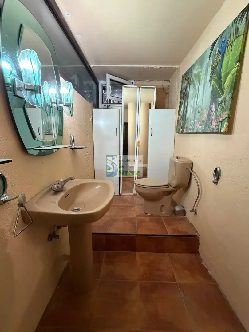 Baño de Casa o chalet en venta en Castro-Urdiales con Calefacción, Jardín privado y Terraza