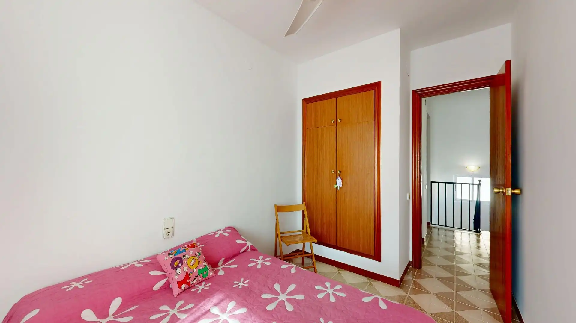 Schlafzimmer von Haus oder Chalet zum Verkauf in Chiva mit Privatgarten und Abstellraum