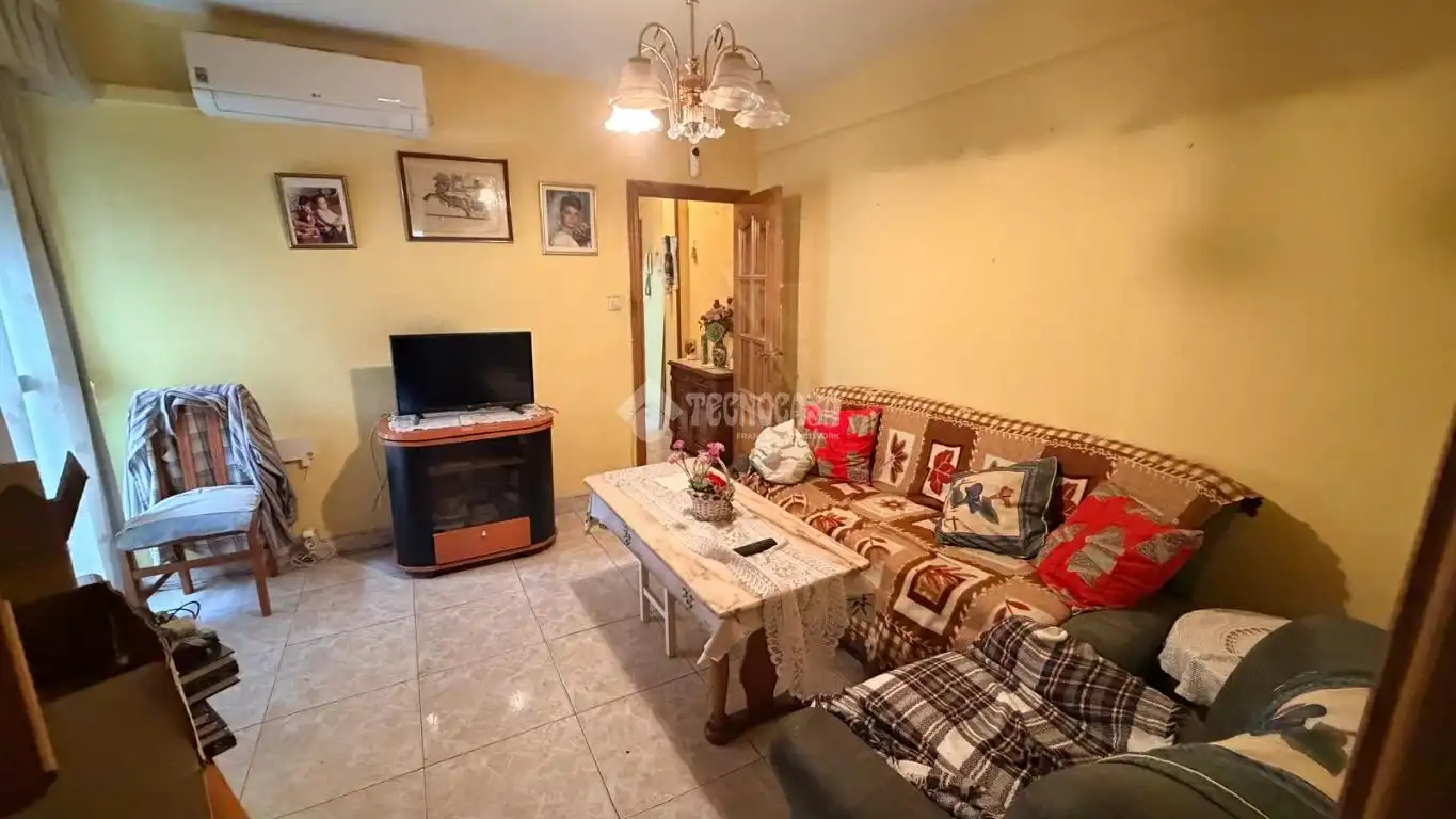 Sala d'estar de Pis en venda en Villaverde