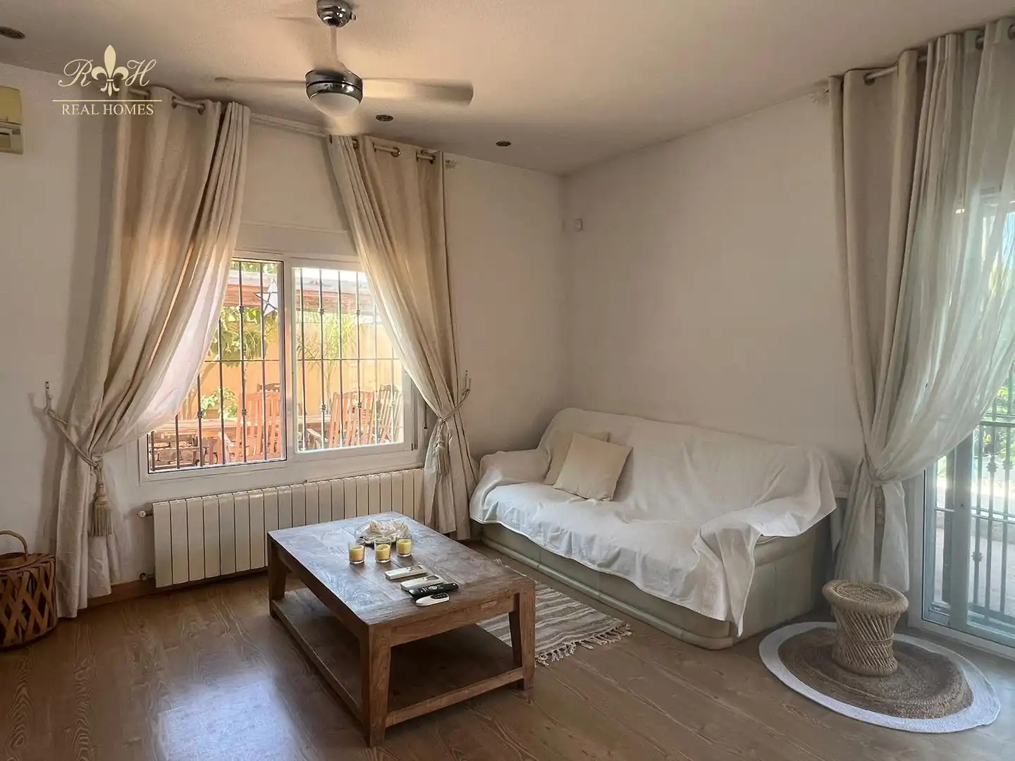 Sala de estar de Casa o chalet de alquiler en L'Alfàs del Pi con Aire acondicionado, Trastero y Piscina