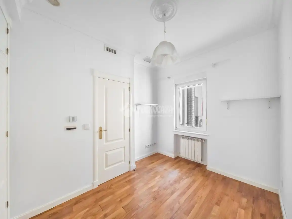 Habitación de Piso de alquiler en Madrid con Aire acondicionado