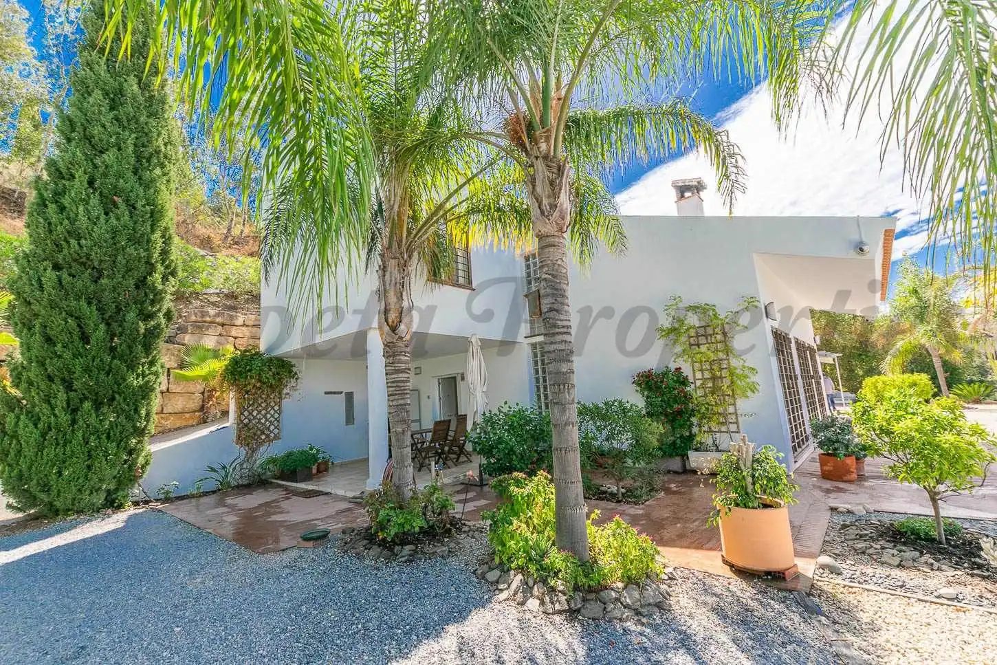 Casa amb piscina en venda a Sayalonga, imagen 4