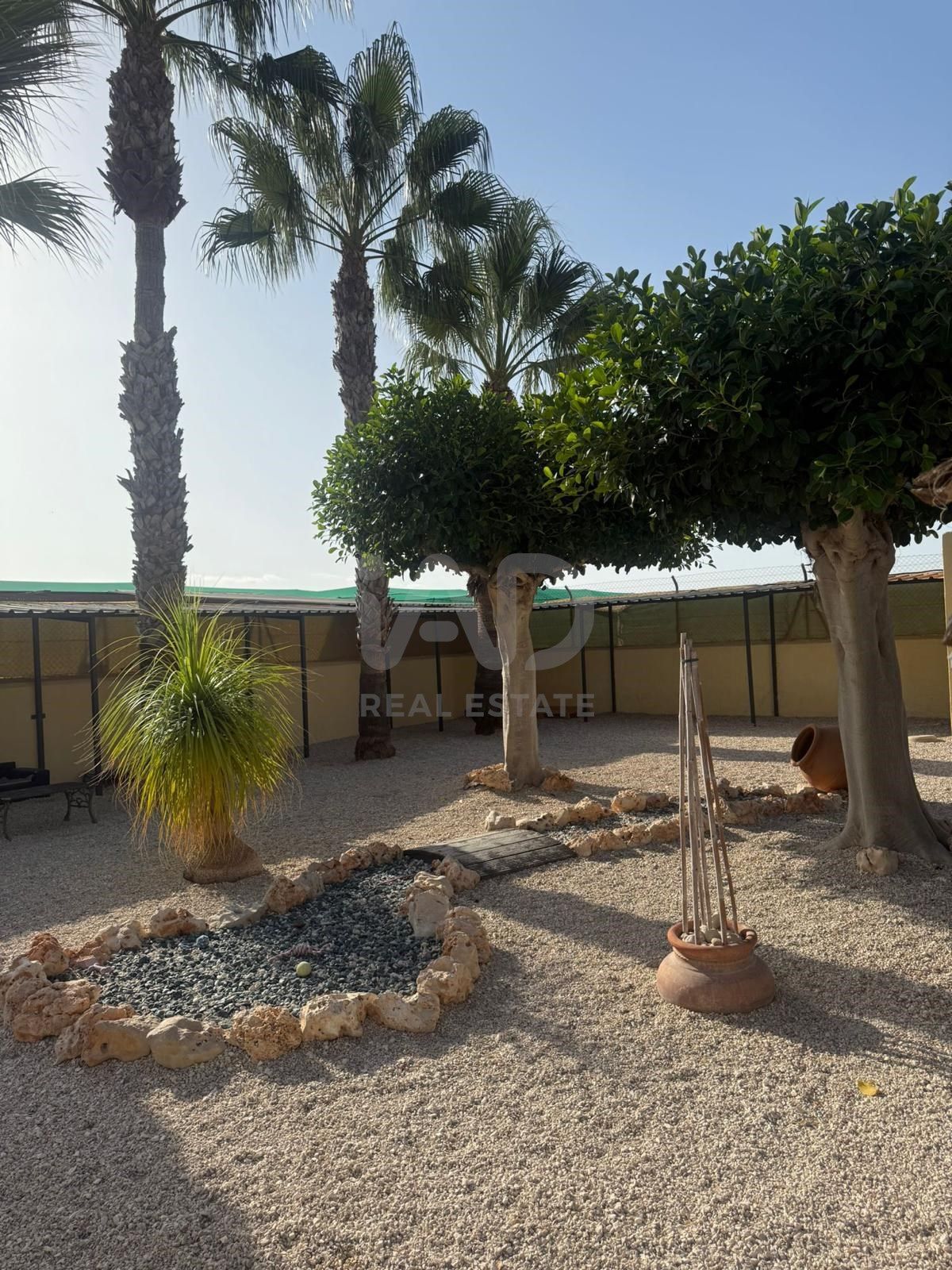 Garden of House or chalet for sale in Elche / Elx  with Air Conditioner, Heating and Terrace