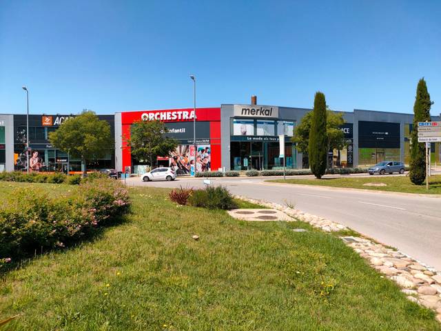 Local comercial en Alquiler en Mercat - Mas Moixa