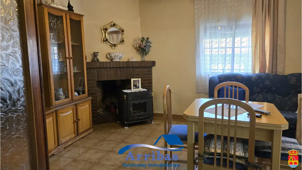 Comedor de Casa o chalet en venta en Escalona con Calefacción, Jardín privado y Terraza