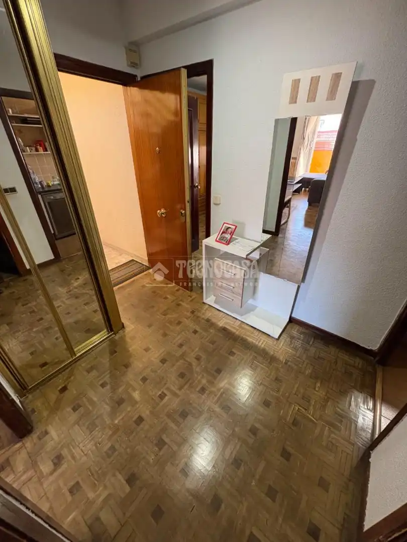 Flat for sale in Madrid  with Air Conditioner