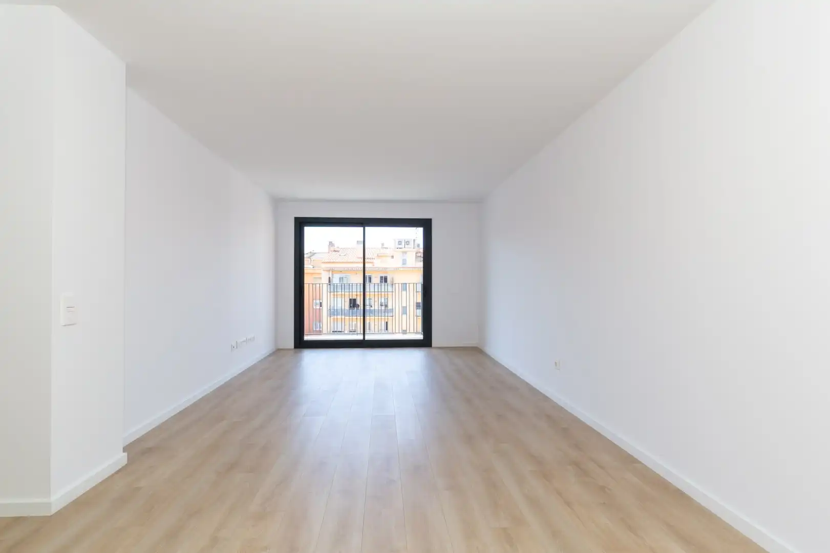 Living room of Flat for sale in Sant Feliu de Llobregat  with Air Conditioner, Heating and Terrace