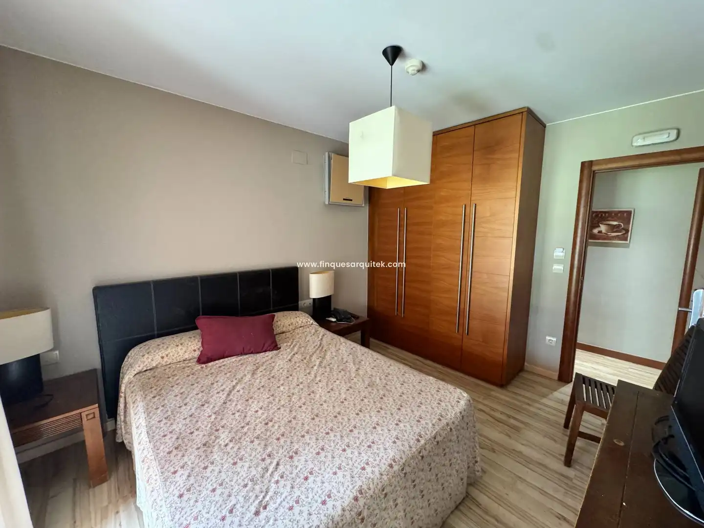 Dormitori de Casa o xalet en venda en Binéfar amb Aire condicionat, Calefacció i Jardí privat