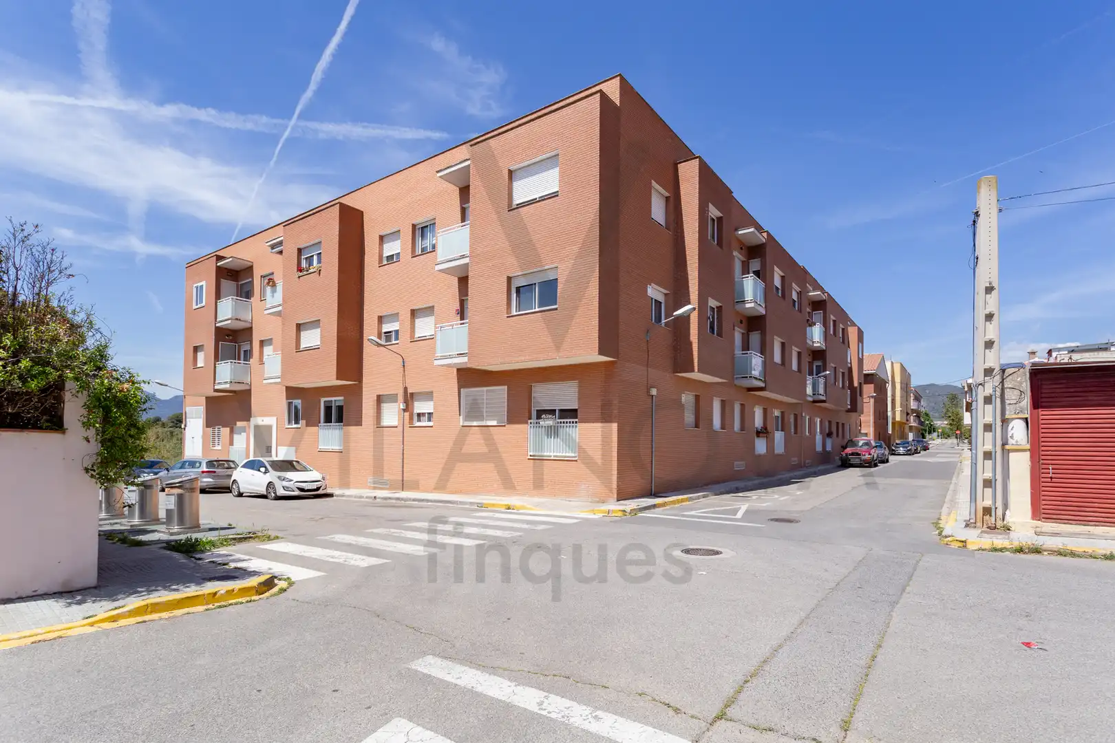 Vista exterior de Pis en venda en Montbrió del Camp amb Aire condicionat i Balcó