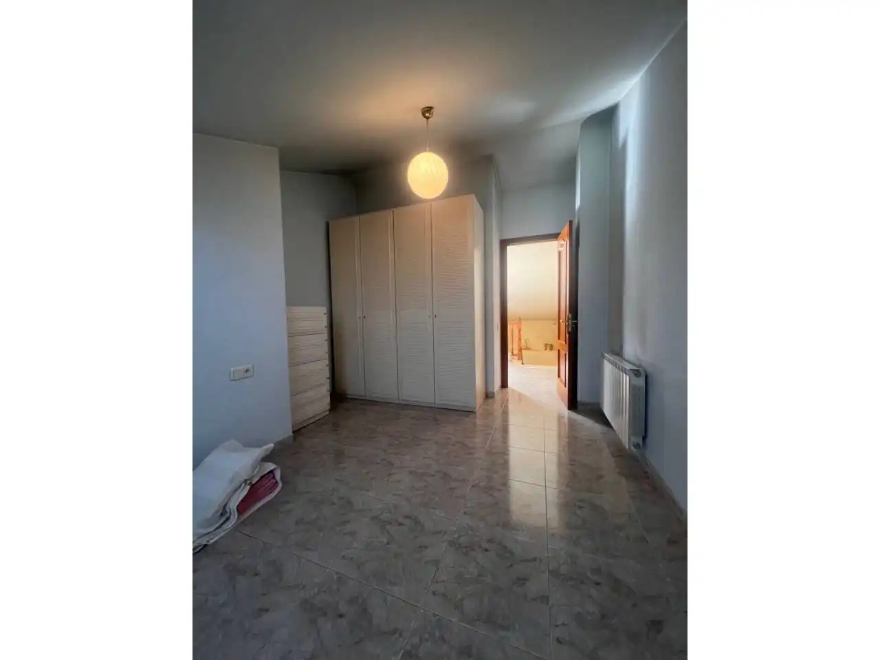 Habitación de Apartamento en venta en Manresa con Aire acondicionado, Calefacción y Terraza