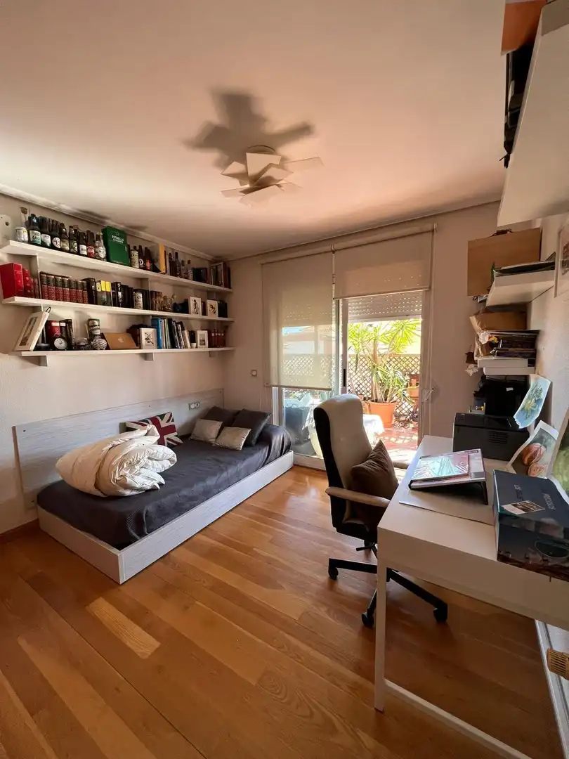 Attic for sale in Juan Carlos I