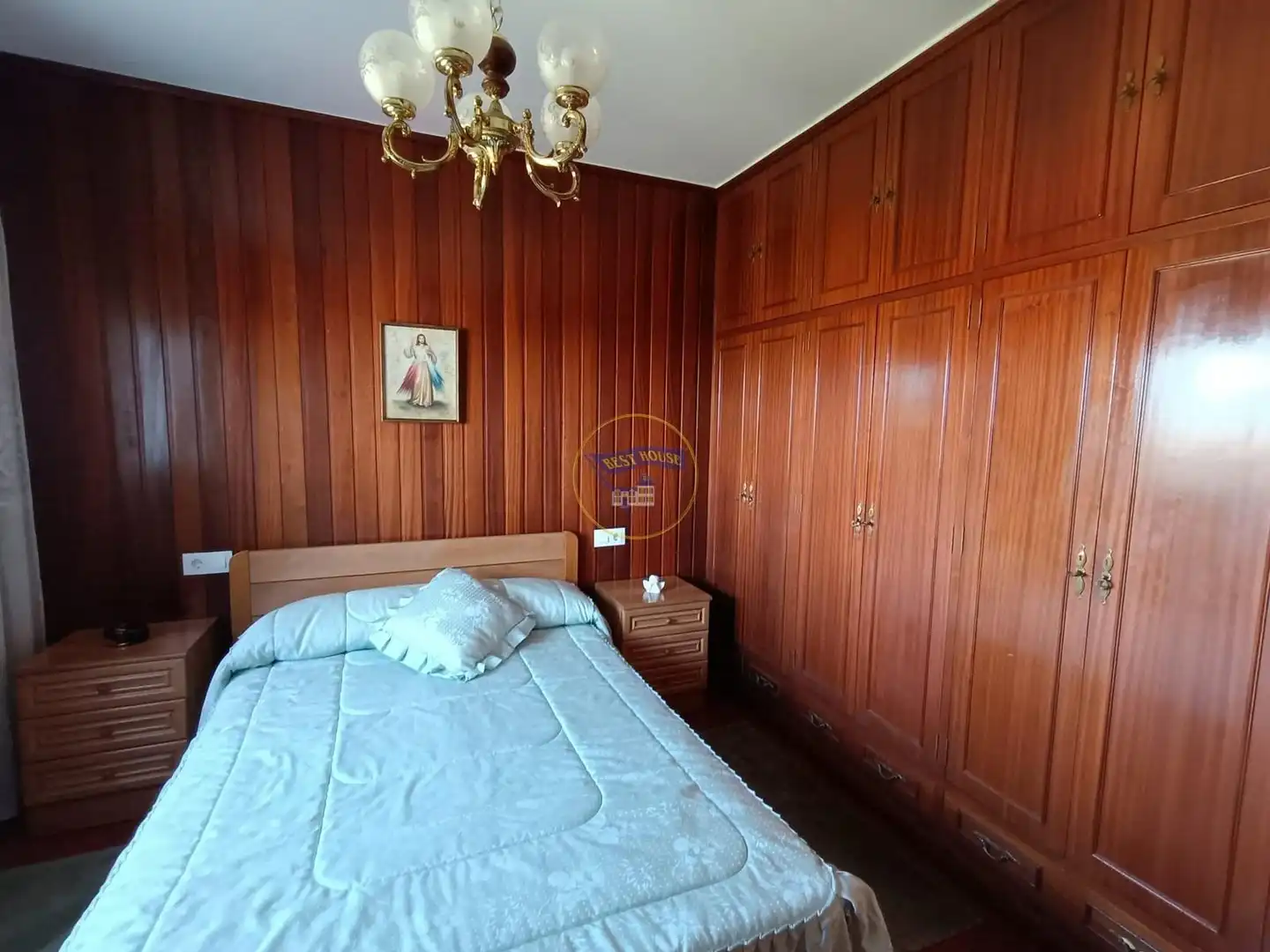 Habitación de Casa o chalet en venta en Vigo  con Trastero, Amueblado y Balcón