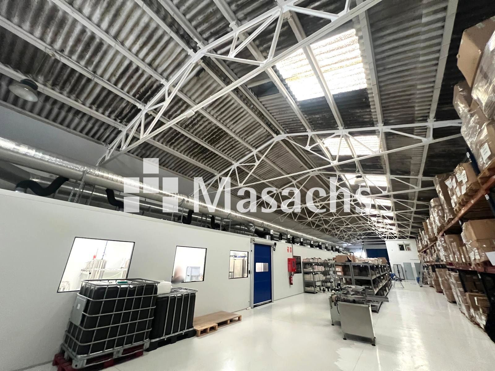 Vista exterior de Nave industrial de alquiler en Santa Perpètua de Mogoda