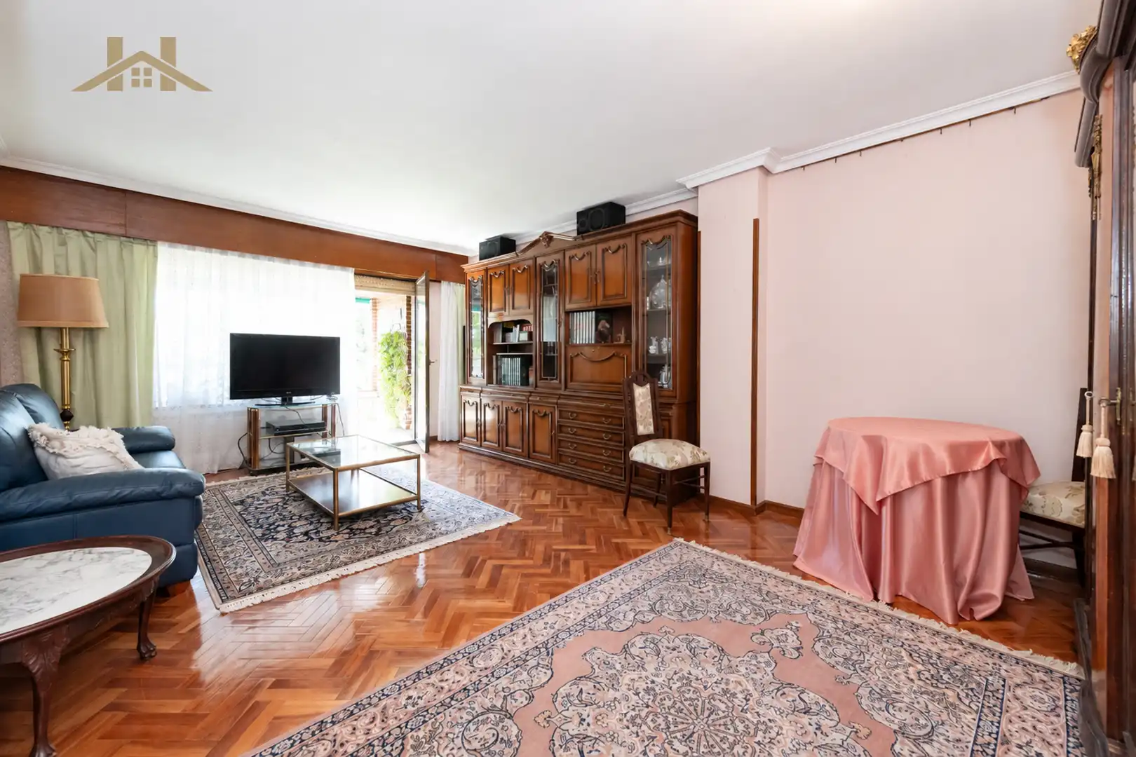 Piso con balcón en venta en Sector Islas