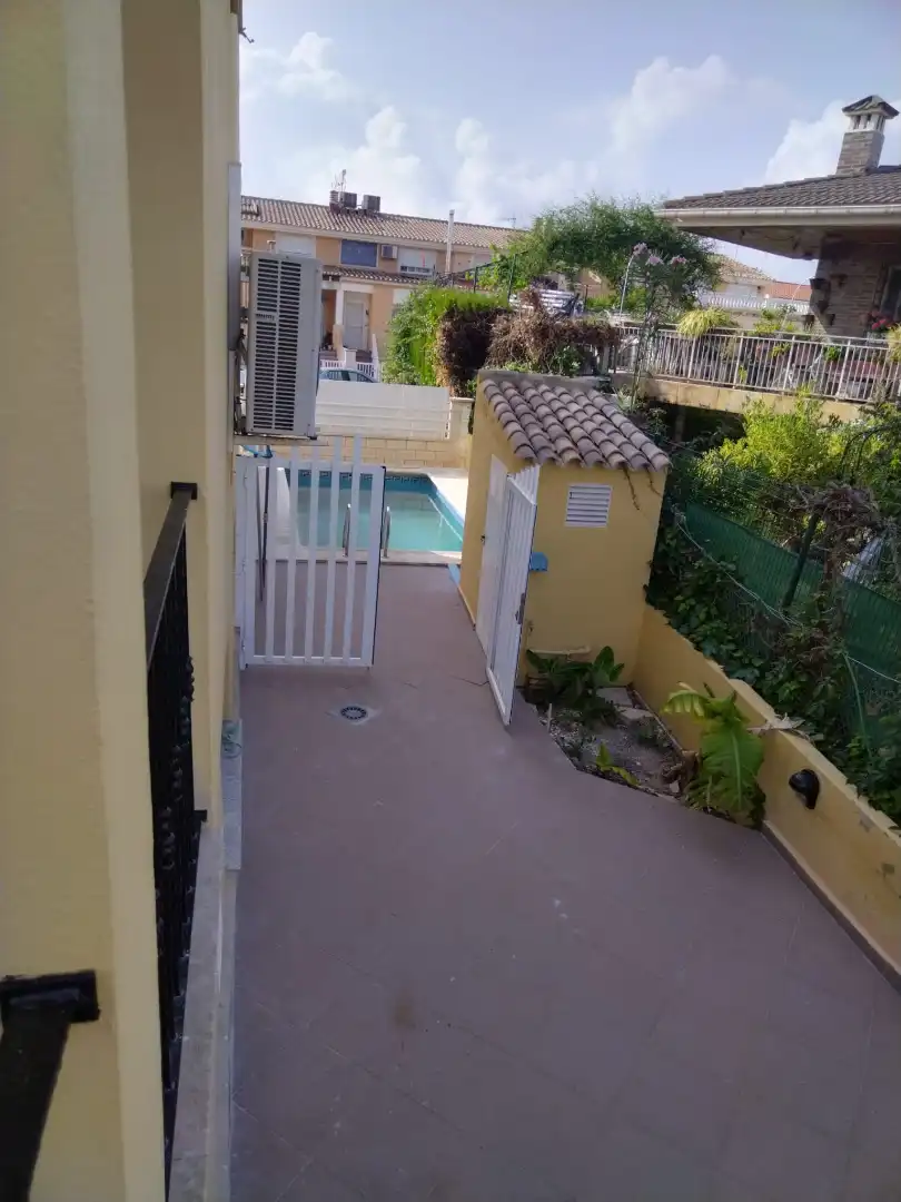 Houses for rent in Carrer la Sénia, 18, Daimús