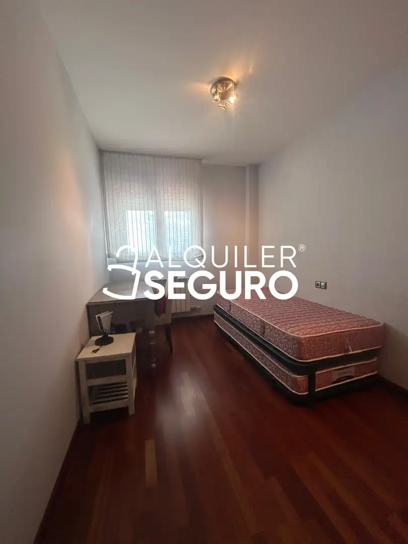 Flat with pool to rent in Catedratica Asun. Linares, imagen 39