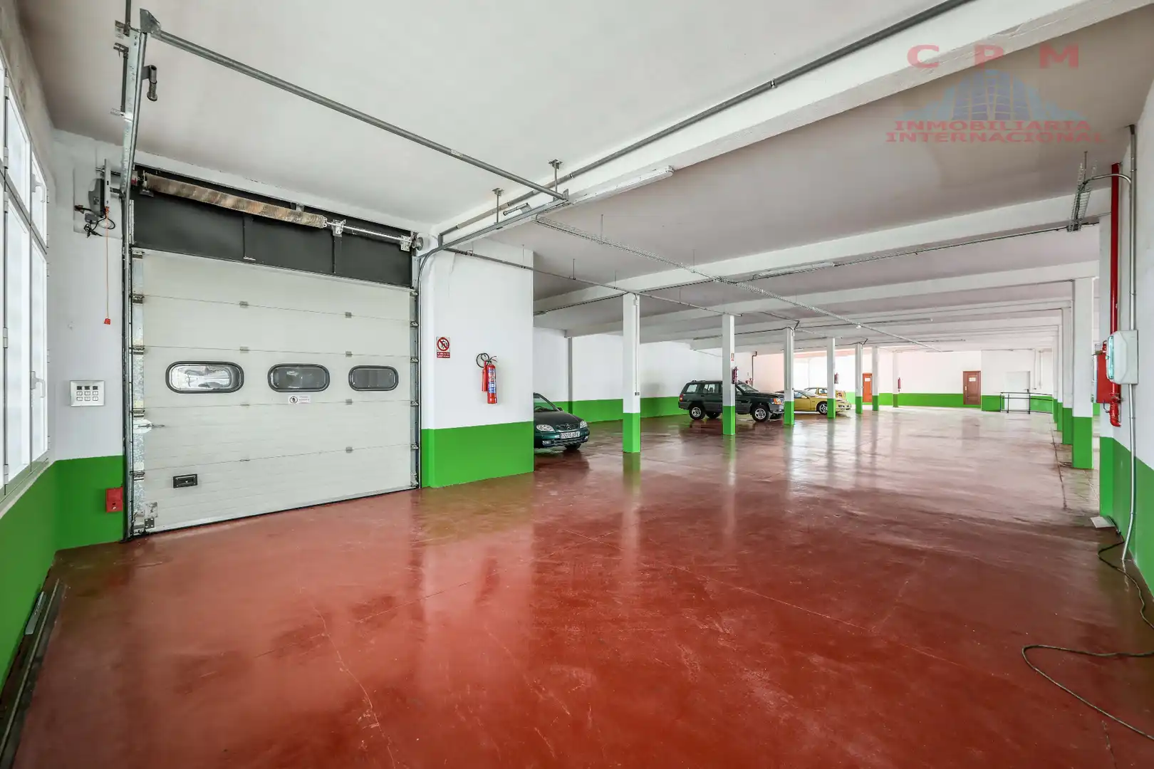 Parkplatz von Gebäude zur Miete in Madrid