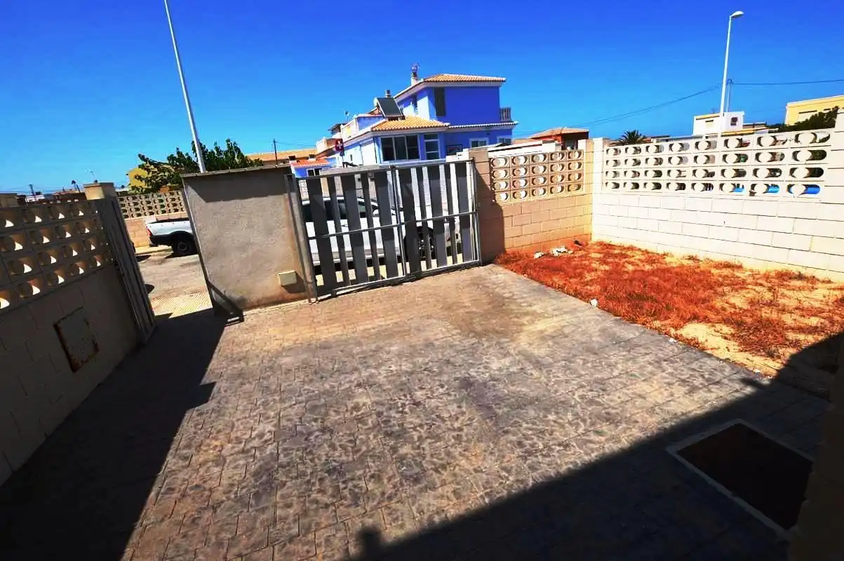 Adossat amb piscina en venda a El Marenyet, imagen 6