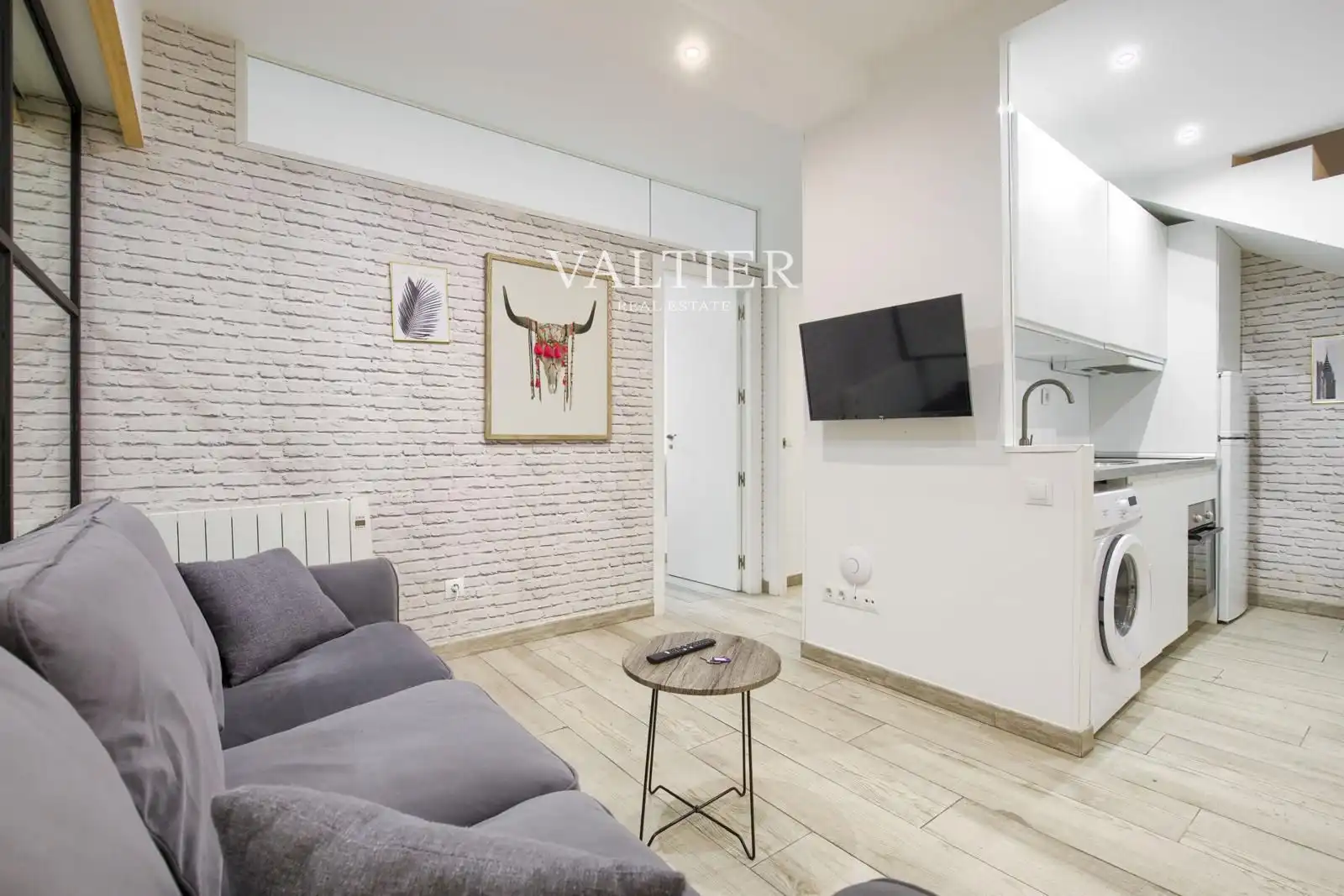 Flat for rent in GARCÍA CEA, Valdeacederas
