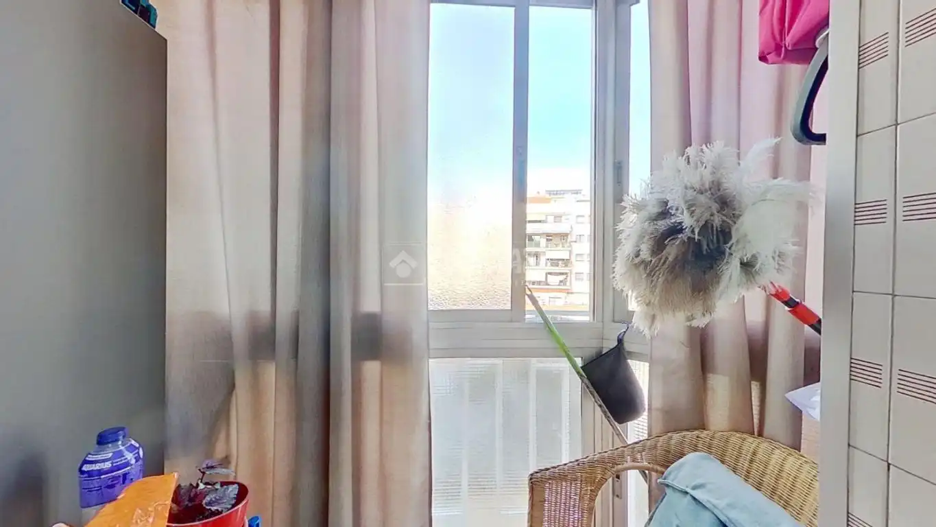 Dormitori de Pis en venda en Barberà del Vallès amb Aire condicionat