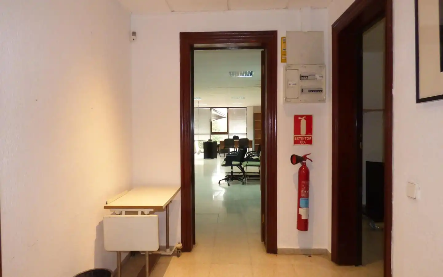 Büro zur Miete in Benidorm mit Klimaanlage und Möbliert