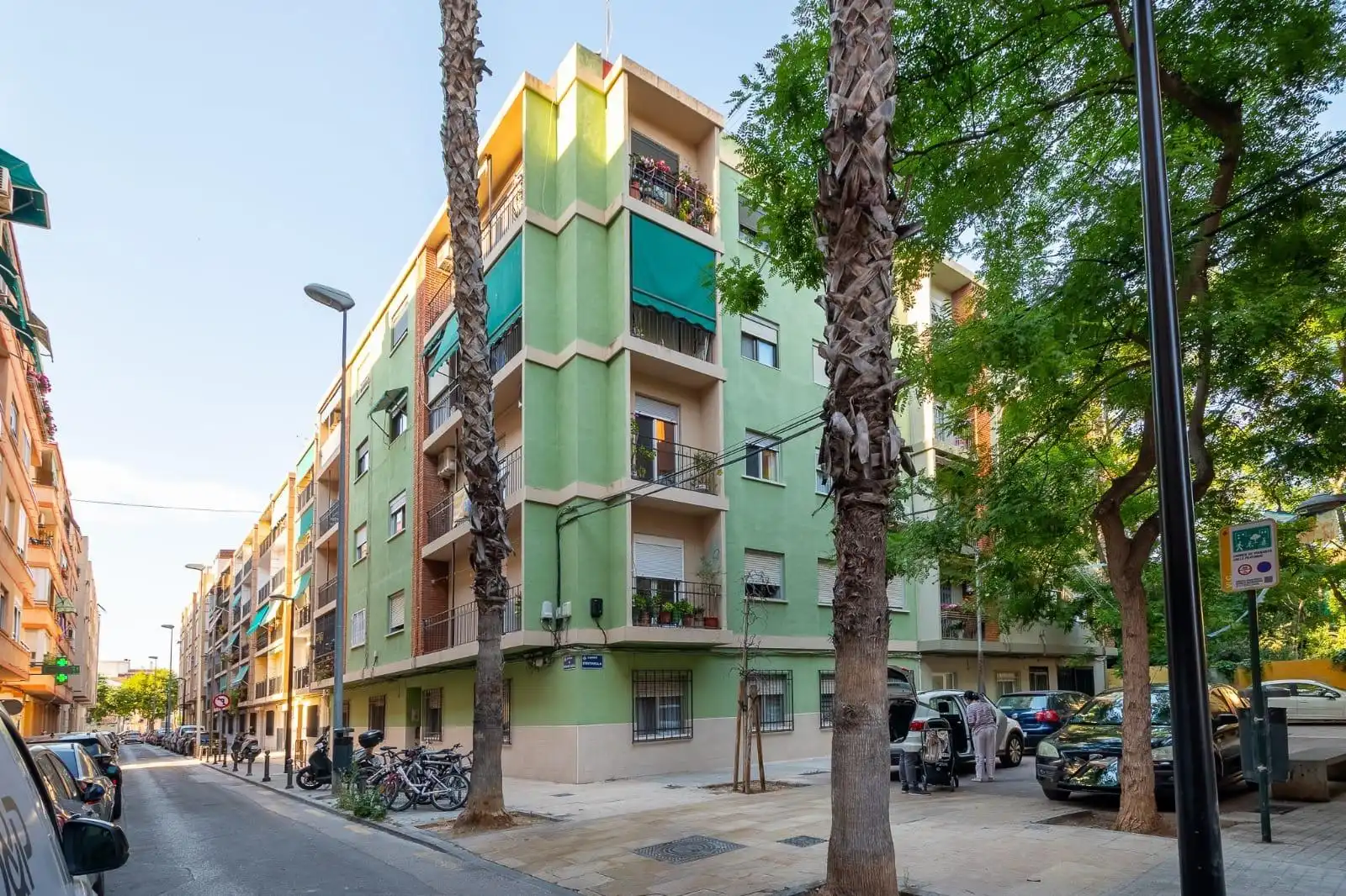 Vista exterior de Planta baja en venta en Valencia