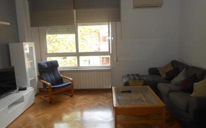 Living room of Flat to rent in  Madrid Capital  with Air Conditioner