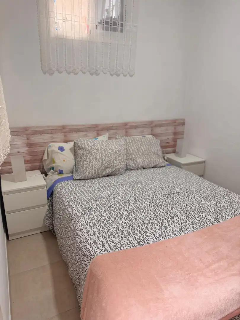 Habitación de Casa o chalet de alquiler en San Cristóbal de la Laguna con Jardín privado, Trastero y Amueblado