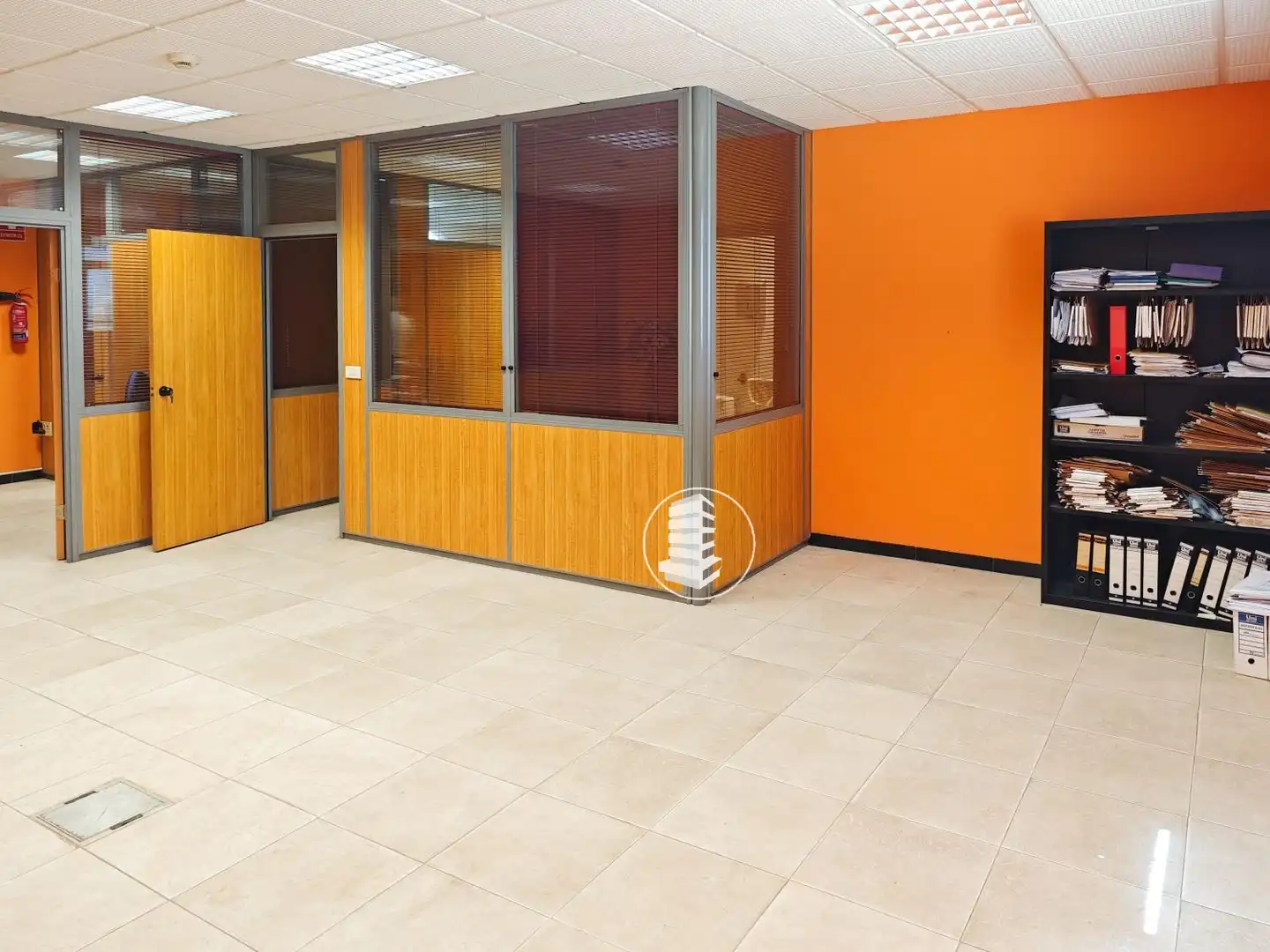 Oficina en venta en El Rosario con Aire acondicionado