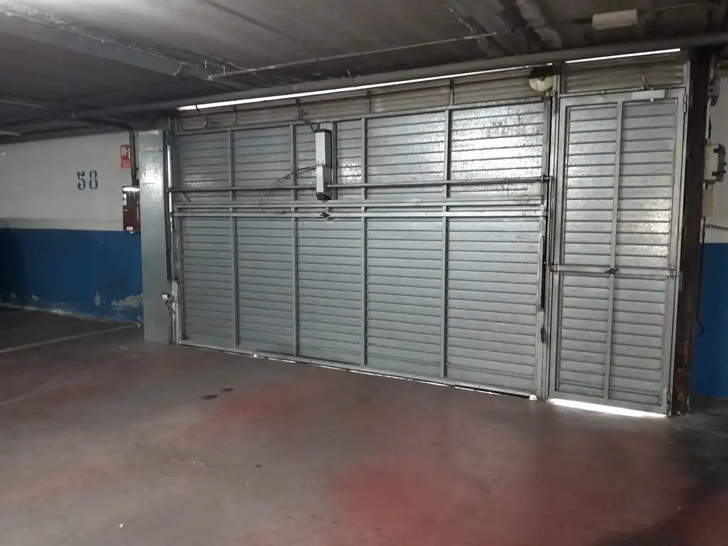 Aparcament de Garatge en venda en Montcada i Reixac