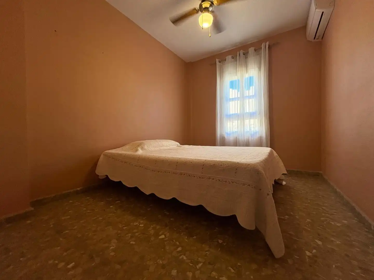 Bedroom of Detached homes for sale in Algeciras  with Air Conditioner, Terrace and Storage room