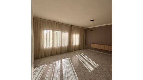 Foto 3 de Piso en venta en Calle Isla Bella, Les Termes, Sabadell
