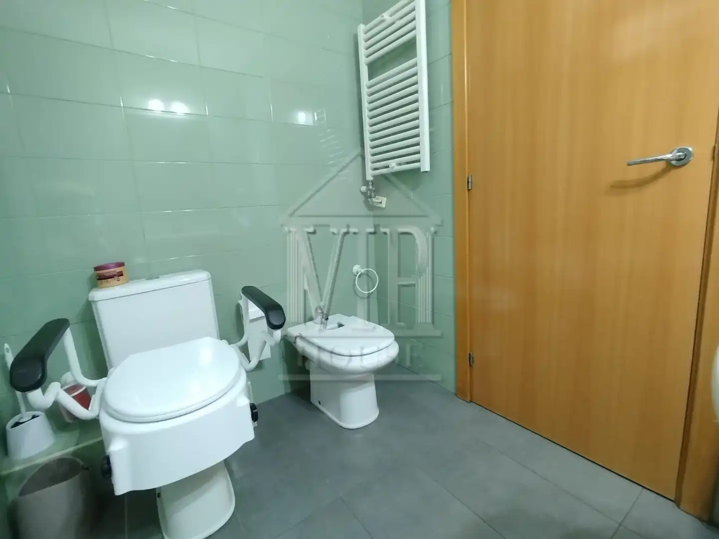 Bathroom of Flat for sale in Badalona  with Heating, Storage room and Furnished