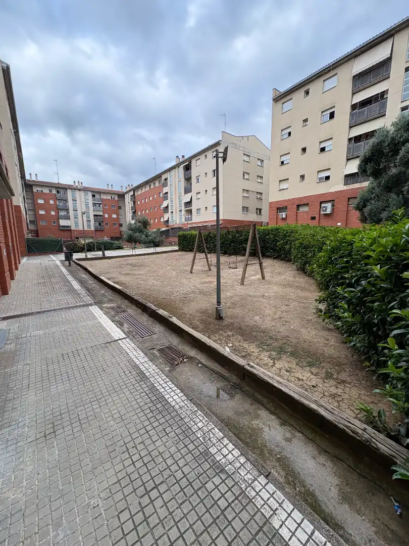 Parking of Flat for sale in Terrassa  with Air Conditioner, Heating and Private garden