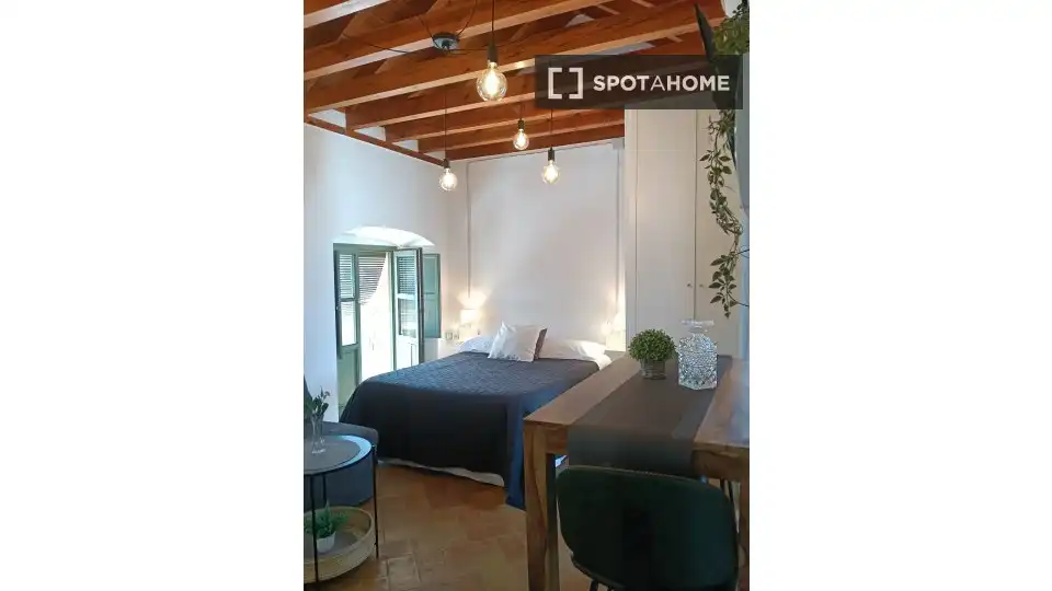 Schlafzimmer von Wohnung zur untervermieten in Córdoba mit Klimaanlage, Terrasse und Möbliert